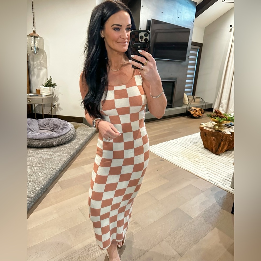 Amazon checkered dress. Off white and rust. New without tags. Size small.